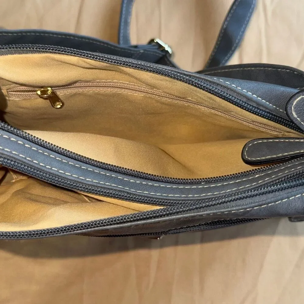 Stone Mountain Crunch Leather Irene Hobo Purse Grey NWT